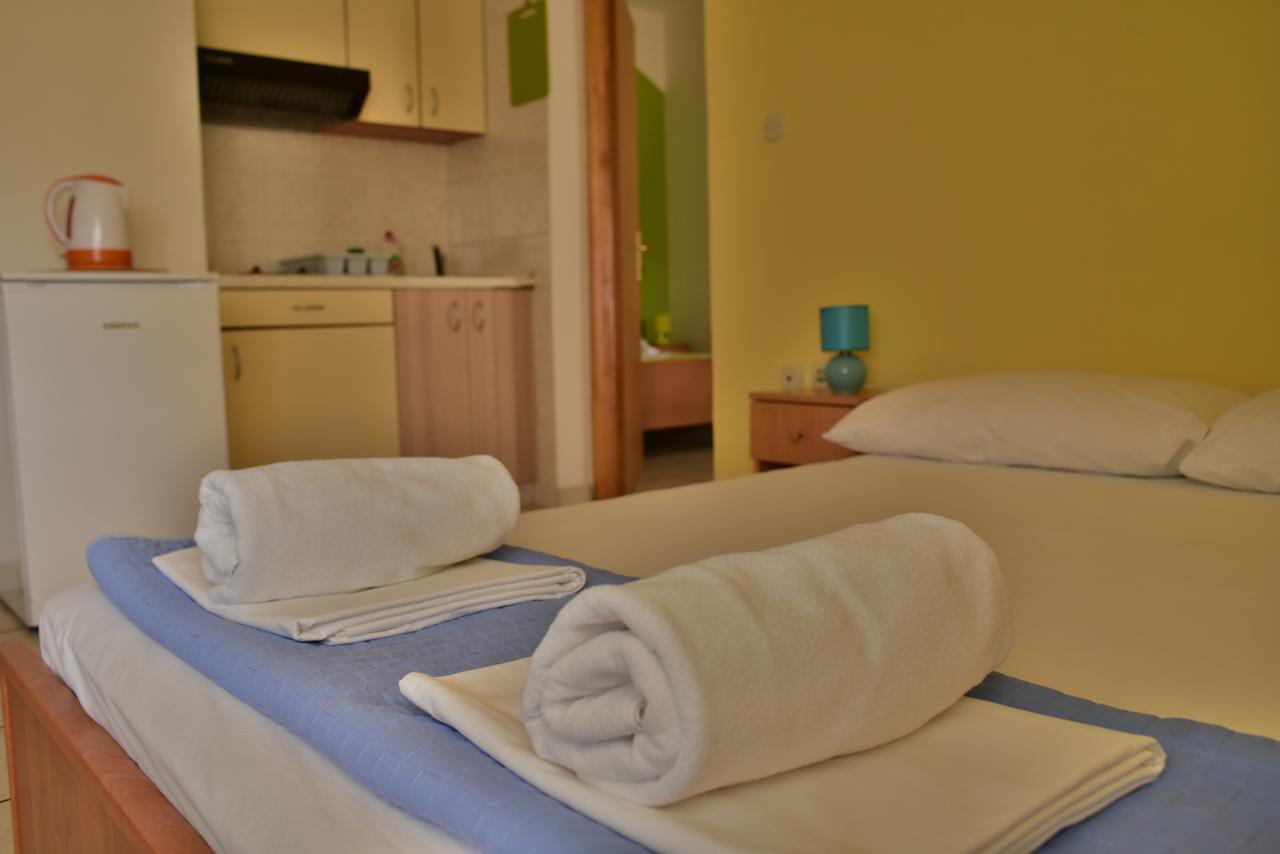 Apartments Galeb Pag - Beach Pag Town Dış mekan fotoğraf