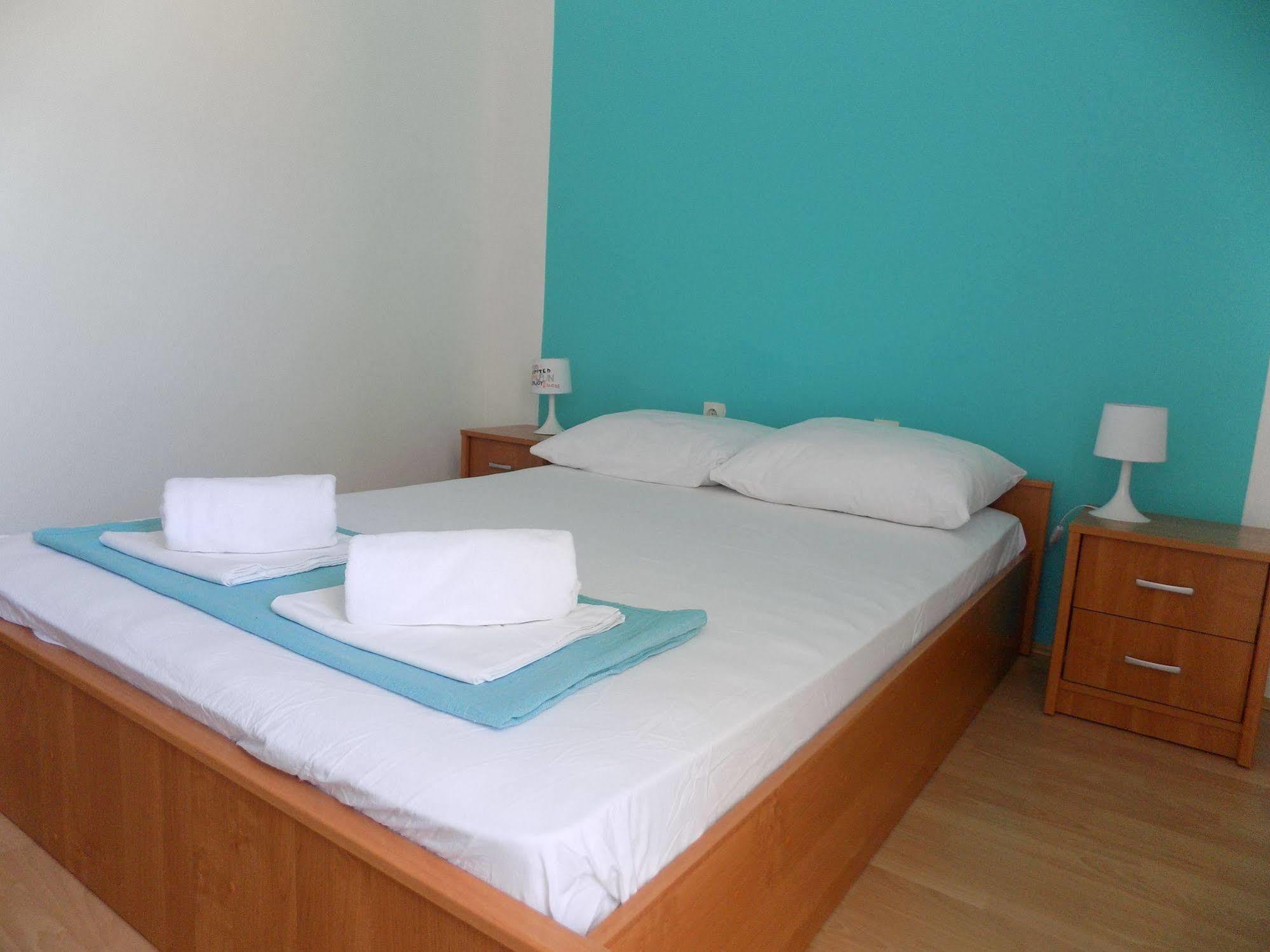Apartments Galeb Pag - Beach Pag Town Dış mekan fotoğraf